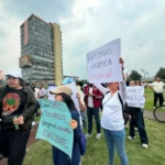 profesores-alumnos-y-aspirantes-universitarios-marchan-para-exigir-transparencia-y-justicia-en-examen-de-admision_ad81f183-4e5f-4109-af77-e915bb0ea51d_media