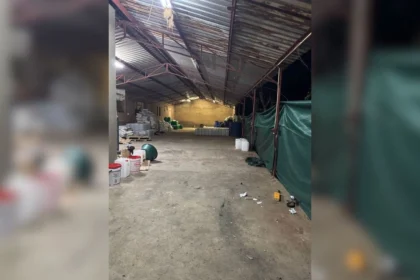 detienen-a-dos-mexicanos-en-sudafrica-tras-allanamiento-a-narcolaboratorio_5b892efe-efea-4497-a617-b49aa641fd22_medialjnimgndimagefullsize